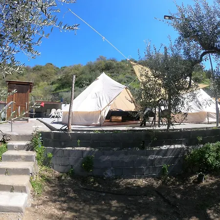 Кемпинг Gole Alcantara Mini Campeggio Privato *