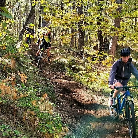 Campsite Gole Alcantara Mini Campeggio Privato Motta Camastra