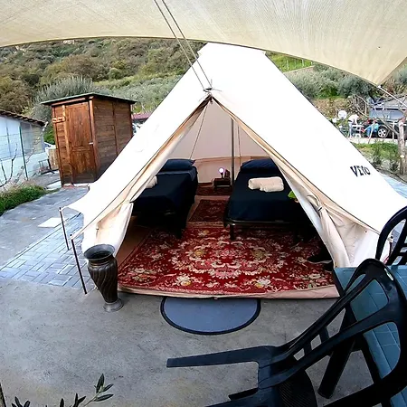 Campsite Gole Alcantara Mini Campeggio Privato Motta Camastra