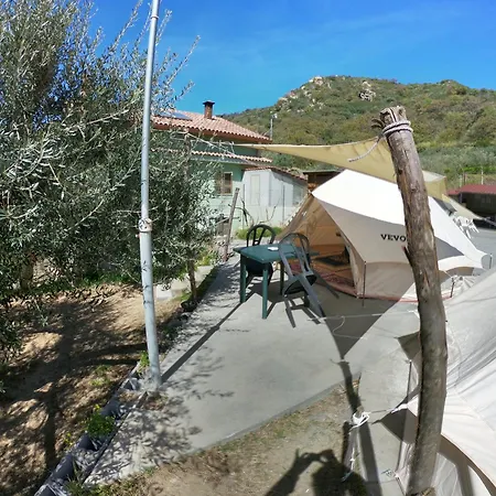 Gole Alcantara Mini Campeggio Privato Campsite *