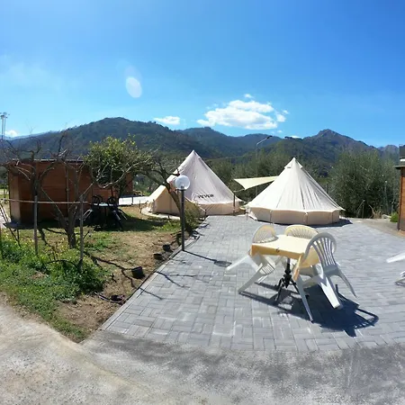 Gole Alcantara Mini Campeggio Privato Campsite *